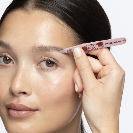 Disney's Aurora Slant Tweezer