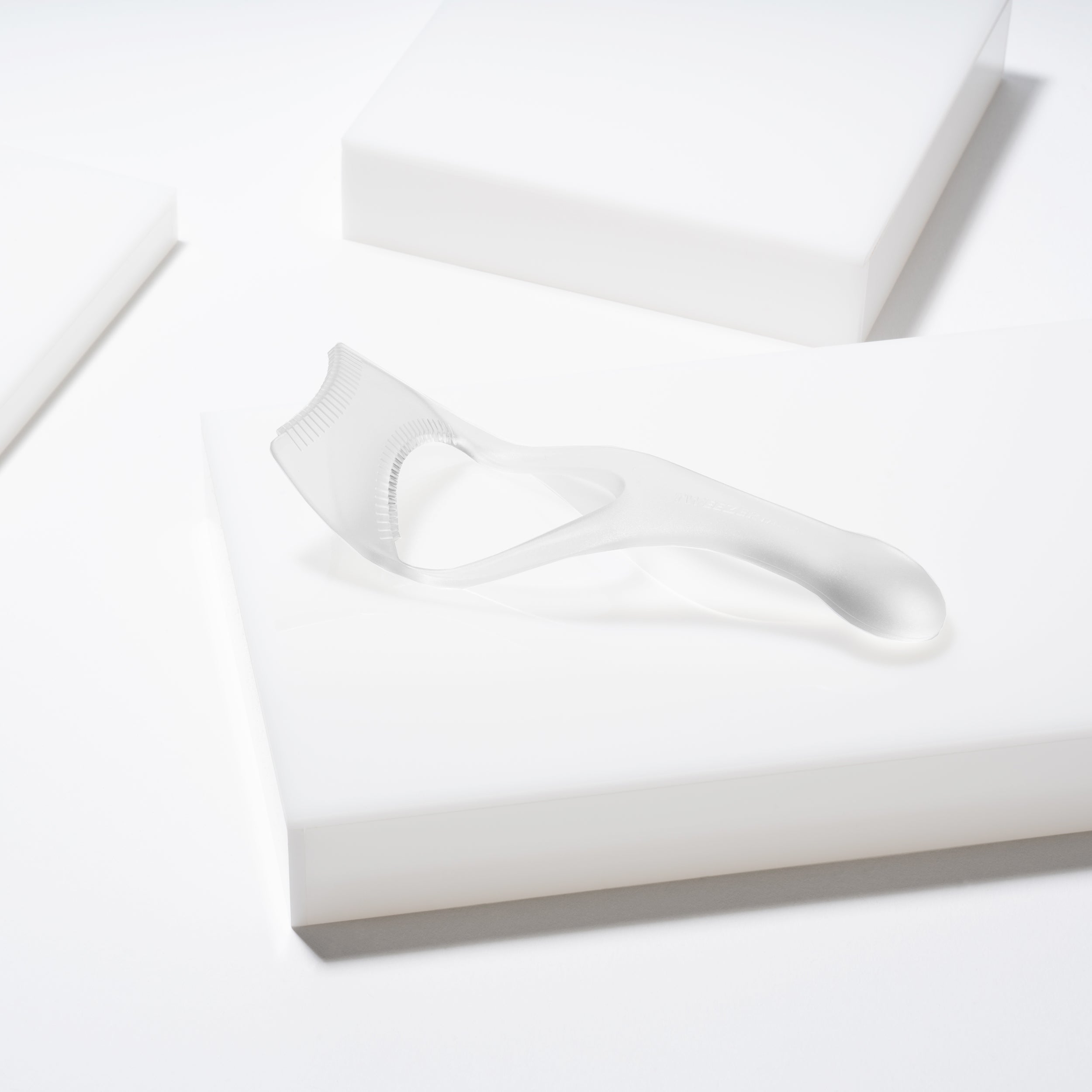 Lash Guard & Comb