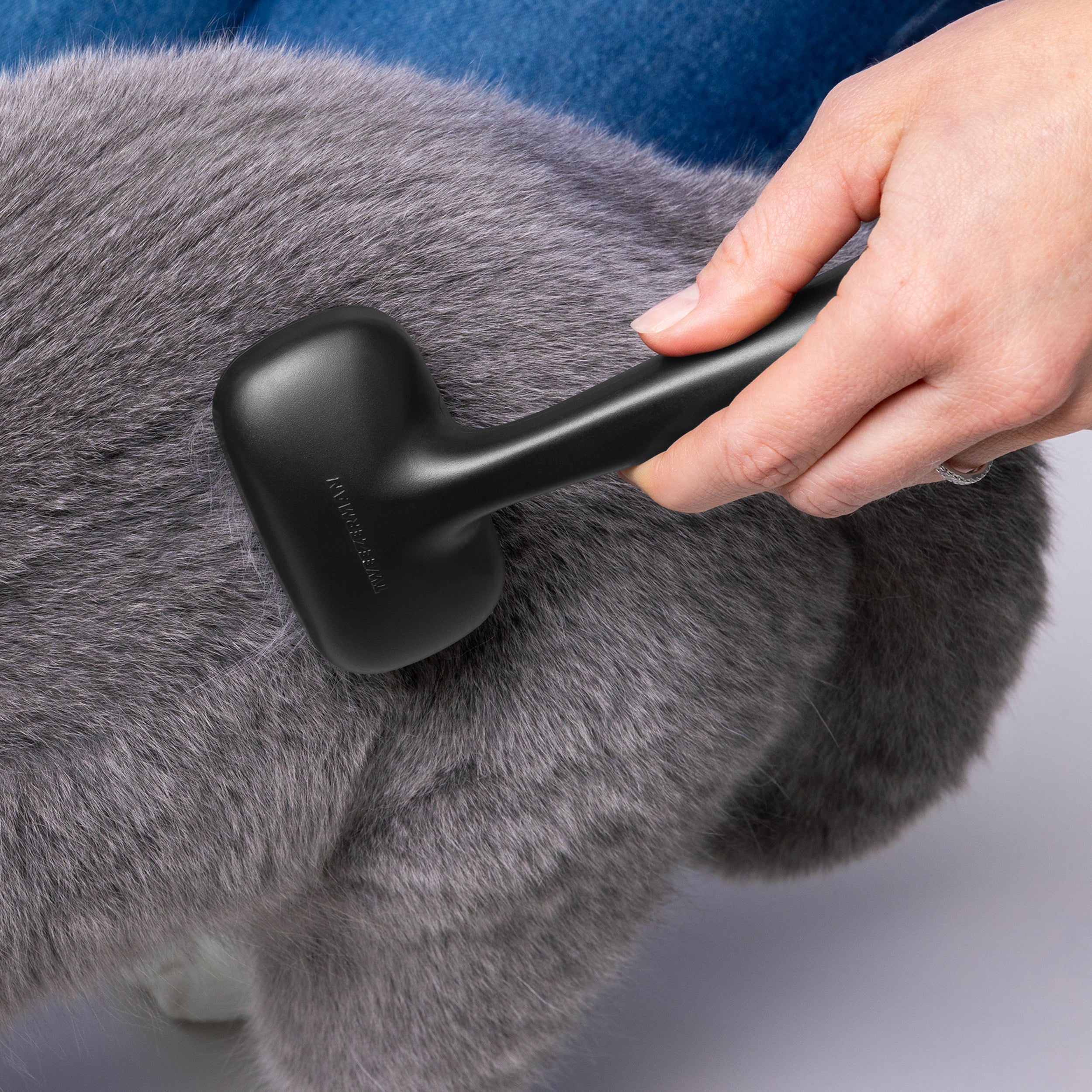 Small Coated Tip Slicker Brush