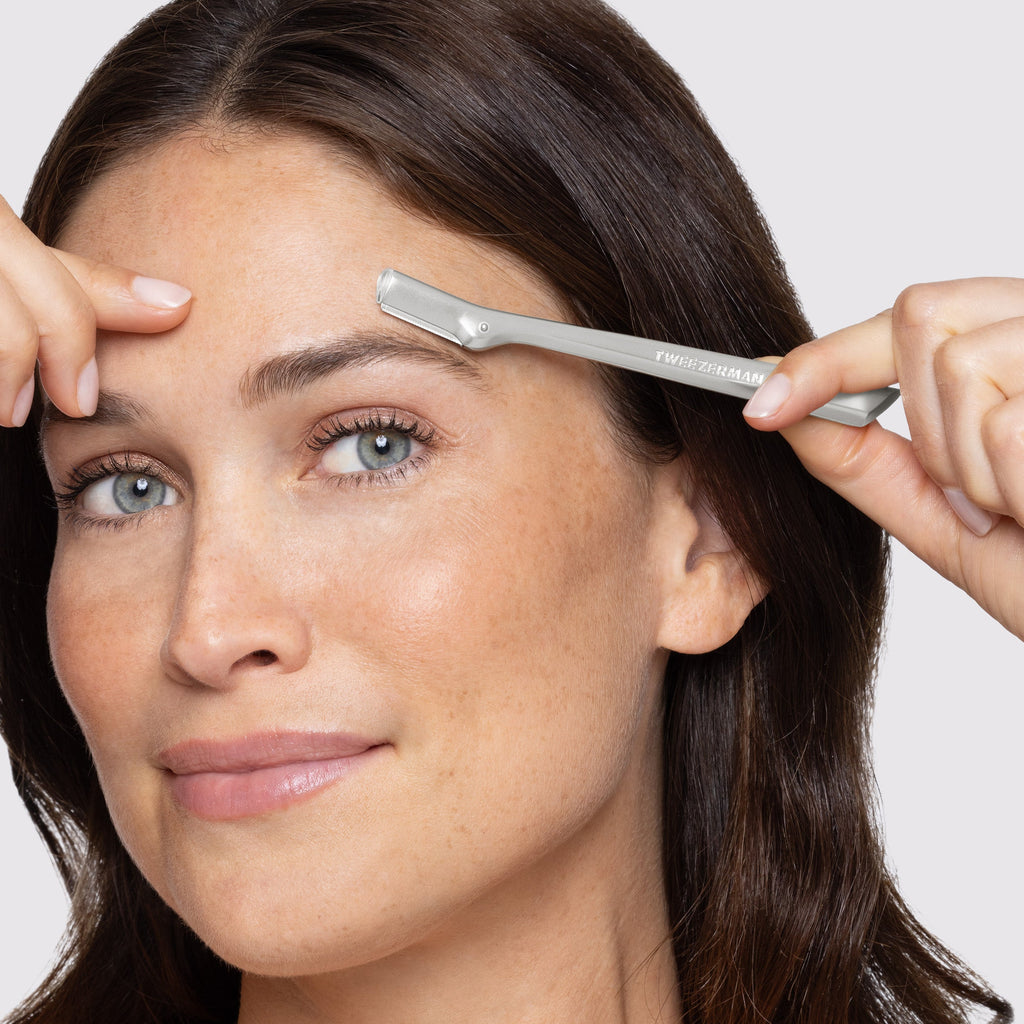 Brow Razor and Mini Tweezer Set